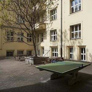 Roosevelt Hostal